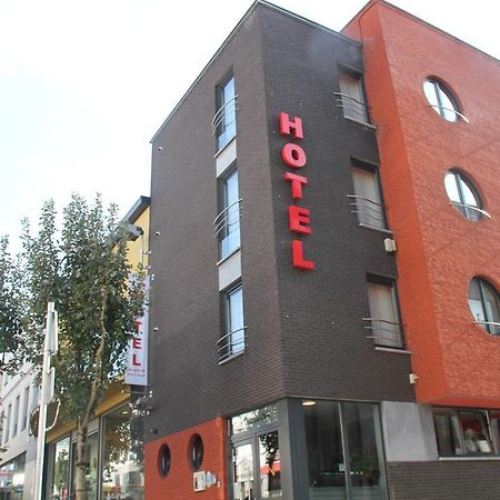 Hotel La Louve La Louviere Ngoại thất bức ảnh