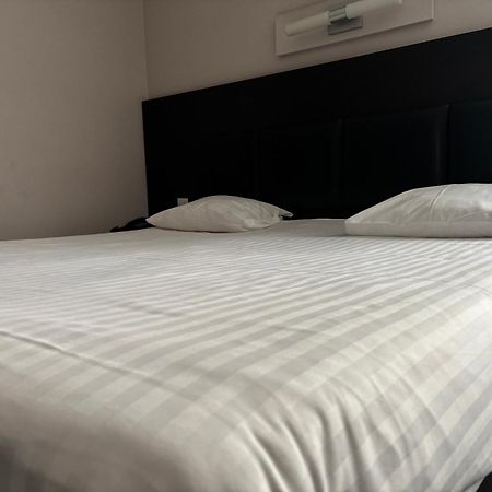 Hotel La Louve La Louviere Ngoại thất bức ảnh