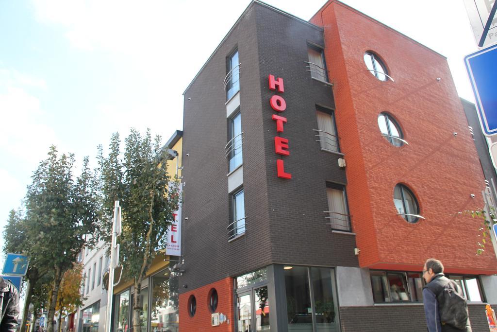 Hotel La Louve La Louviere Ngoại thất bức ảnh