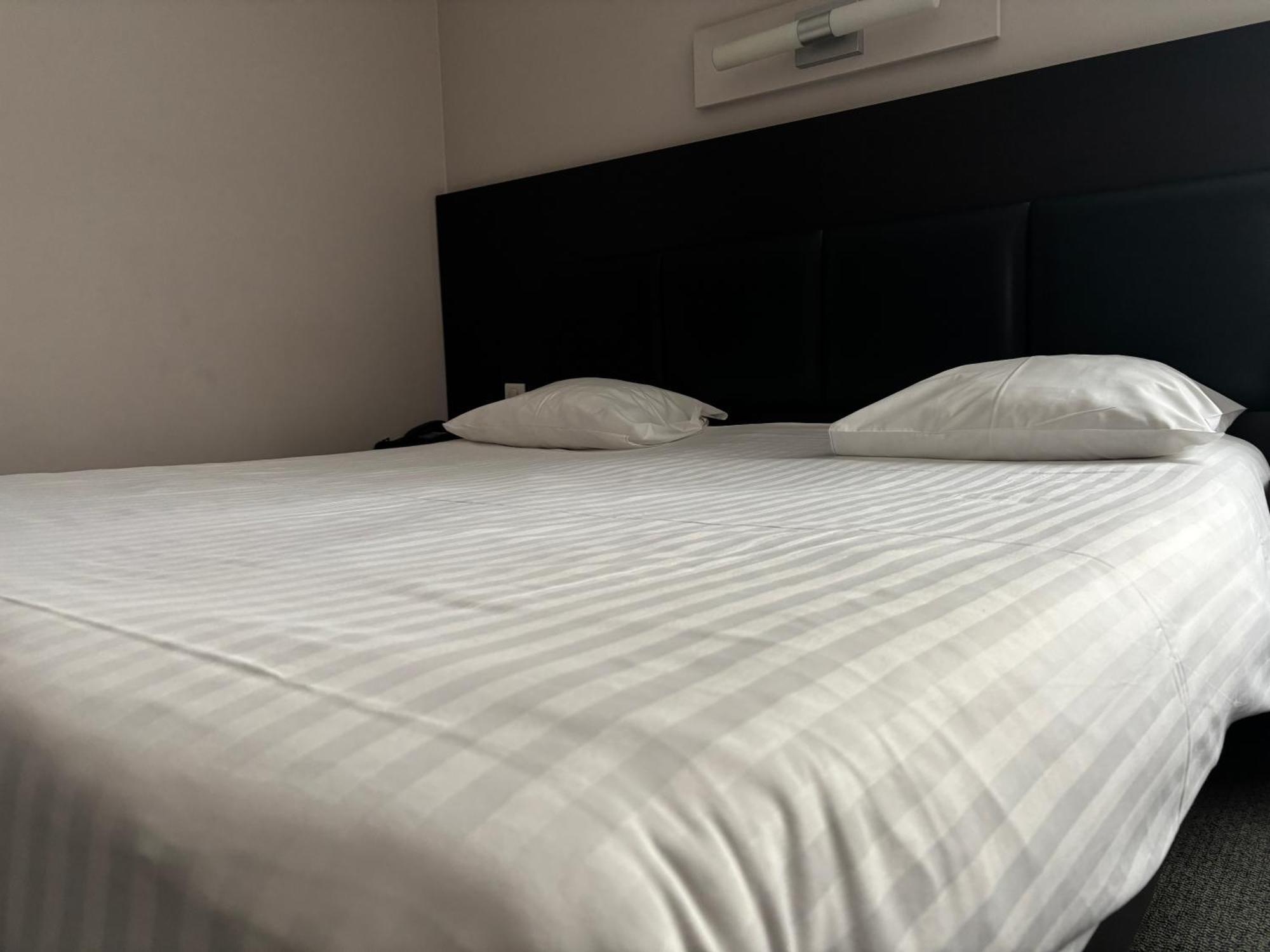 Hotel La Louve La Louviere Ngoại thất bức ảnh